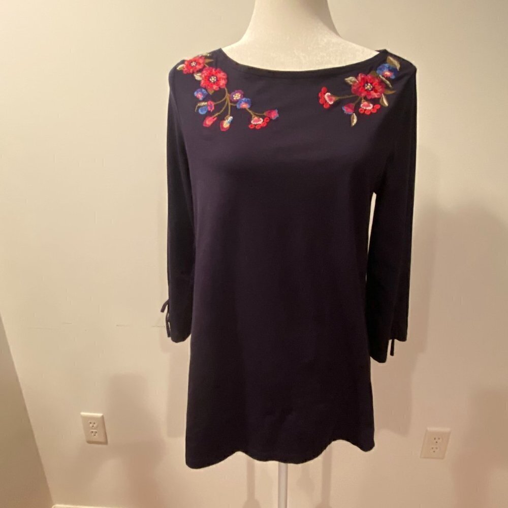 Women's Talbots Navy Embroidered Long Sleeve Shirt Size Small